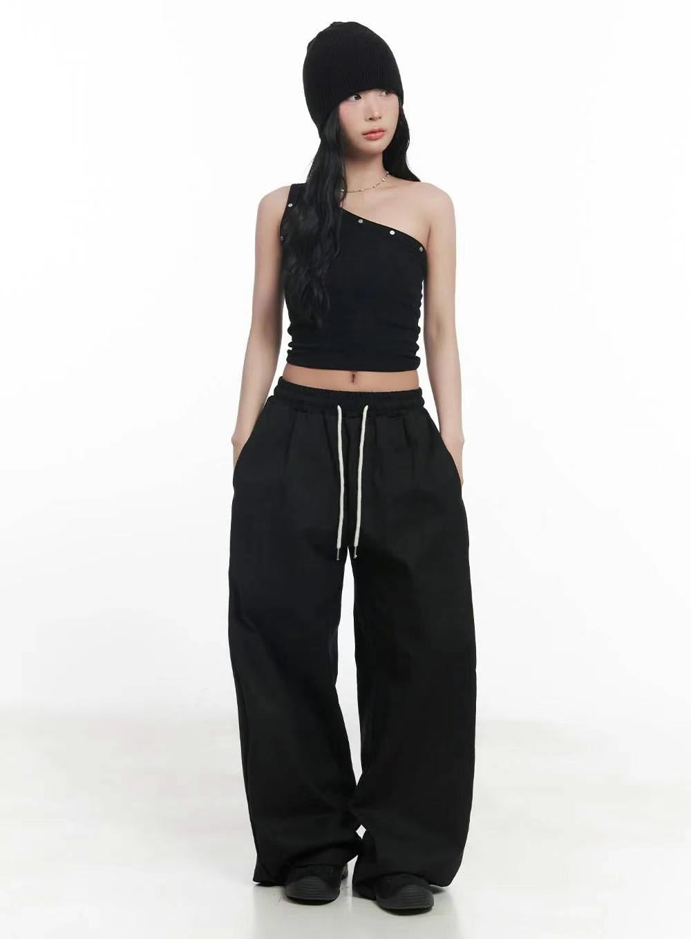 【單肩Crop Top!!】Single Shoulder Rivet Crop Top
