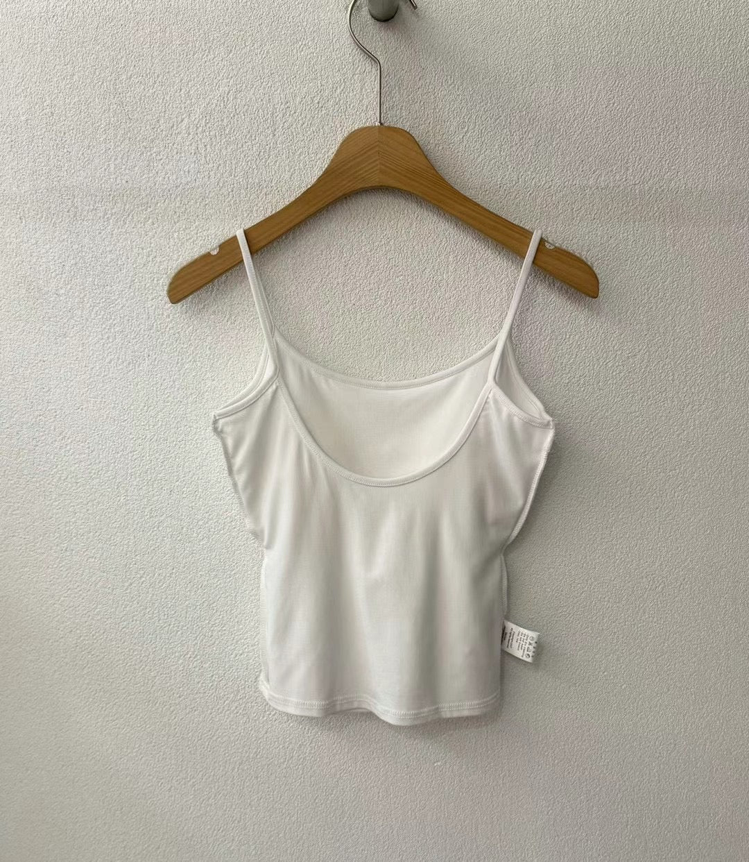 【✔️PAD｜小露背設計】Basic Solid Backless Padded  top