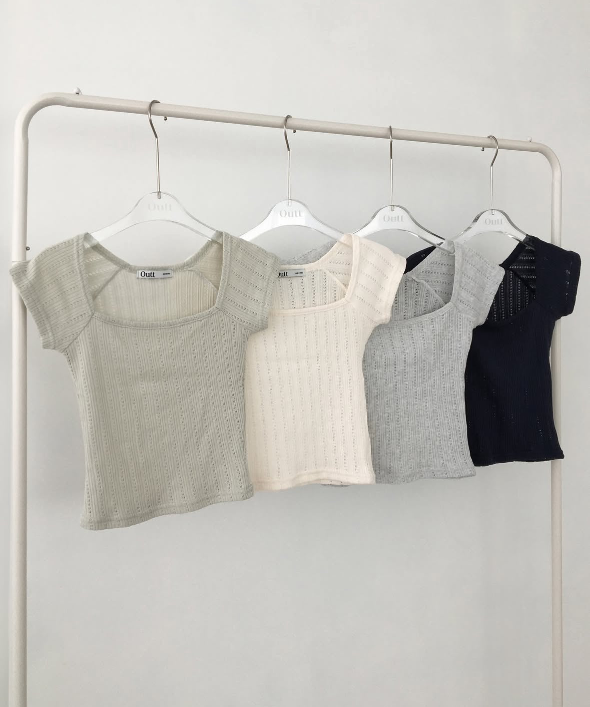 【方領氣質upupup!!!】Squared Neck Baby Crop Top