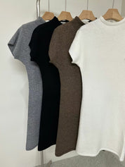 【42%羊毛｜無縫線設計】42% Wool Seamless Solid Knit Dress