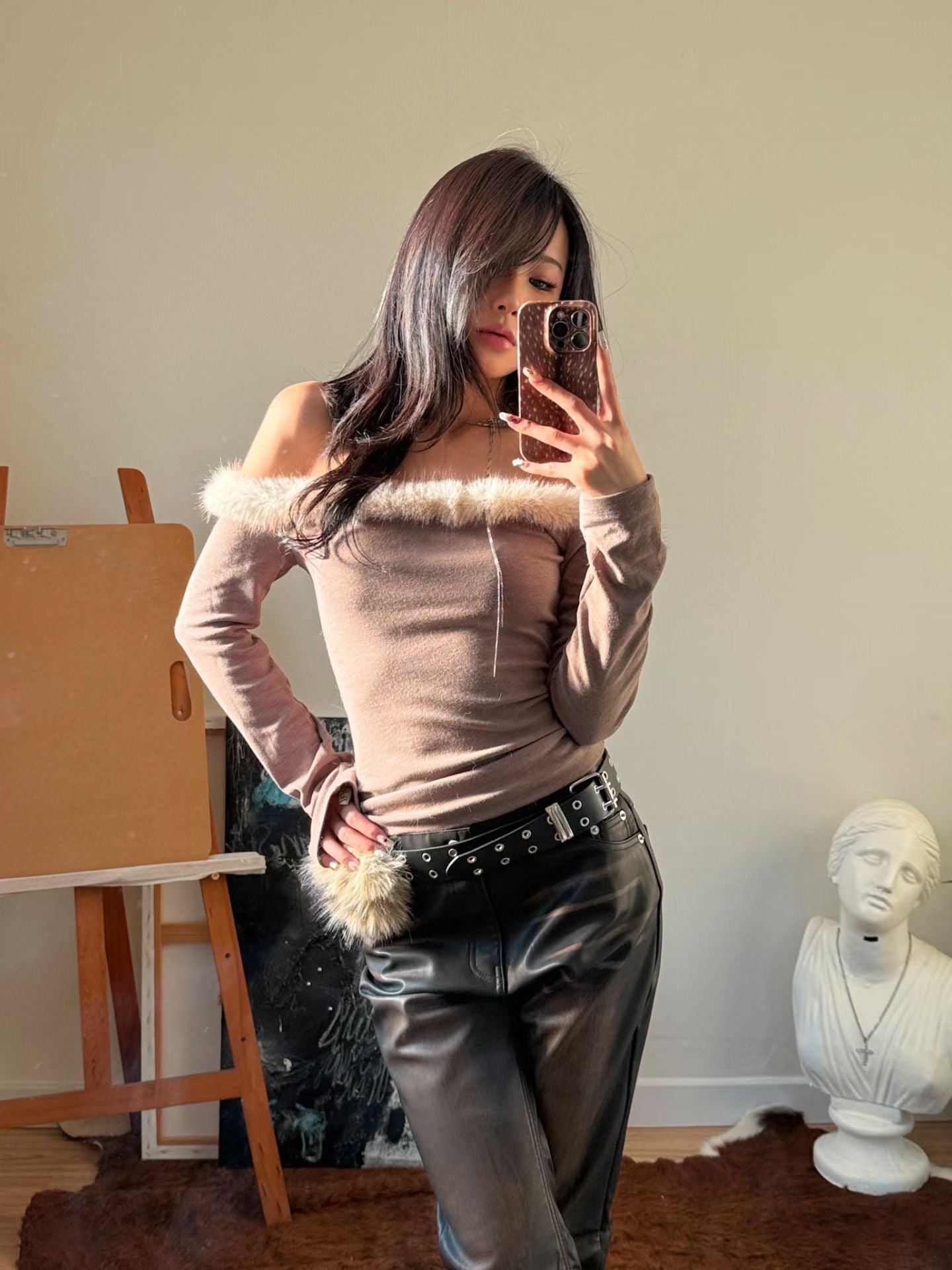 【千禧辣妹style🩶】Fluffy Melo Off Shoulder Top