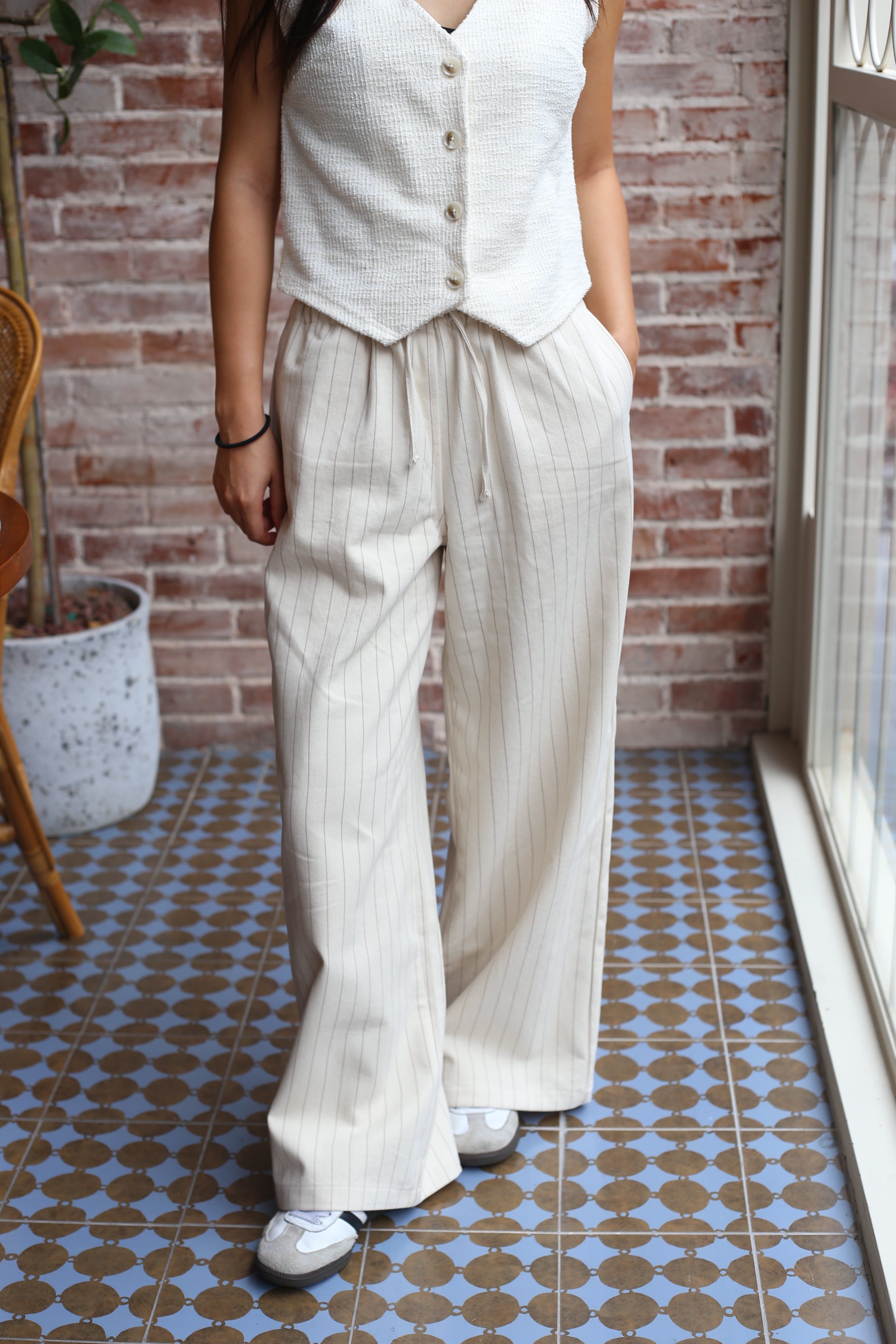【顯腳長！知性直腳細條紋長褲】Striped Cozy Pants