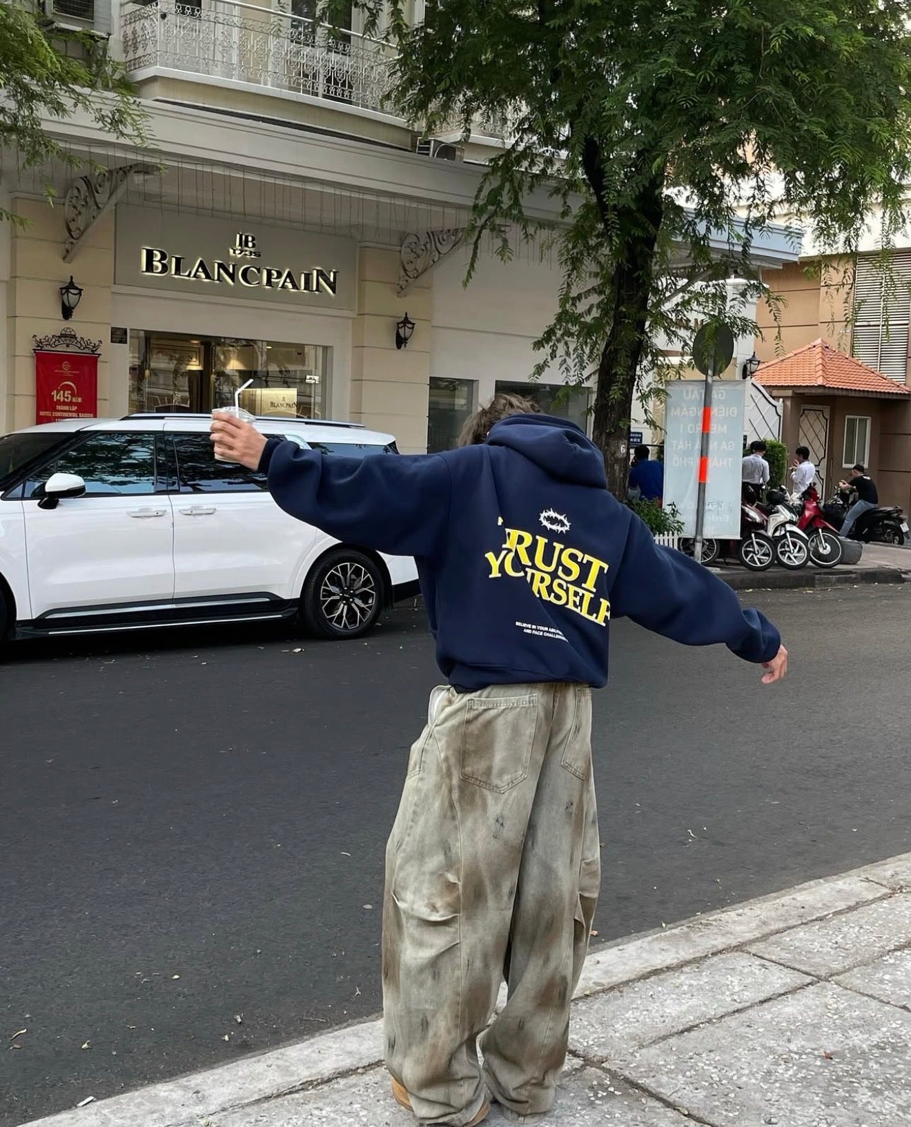 【🇻🇳越南連線】Trust Yourself 美式短版Hoodie