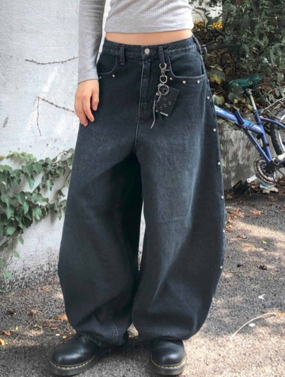 【大熱彎刀褲❤️‍🔥】Dark Denim Rivet Barrel Jeans