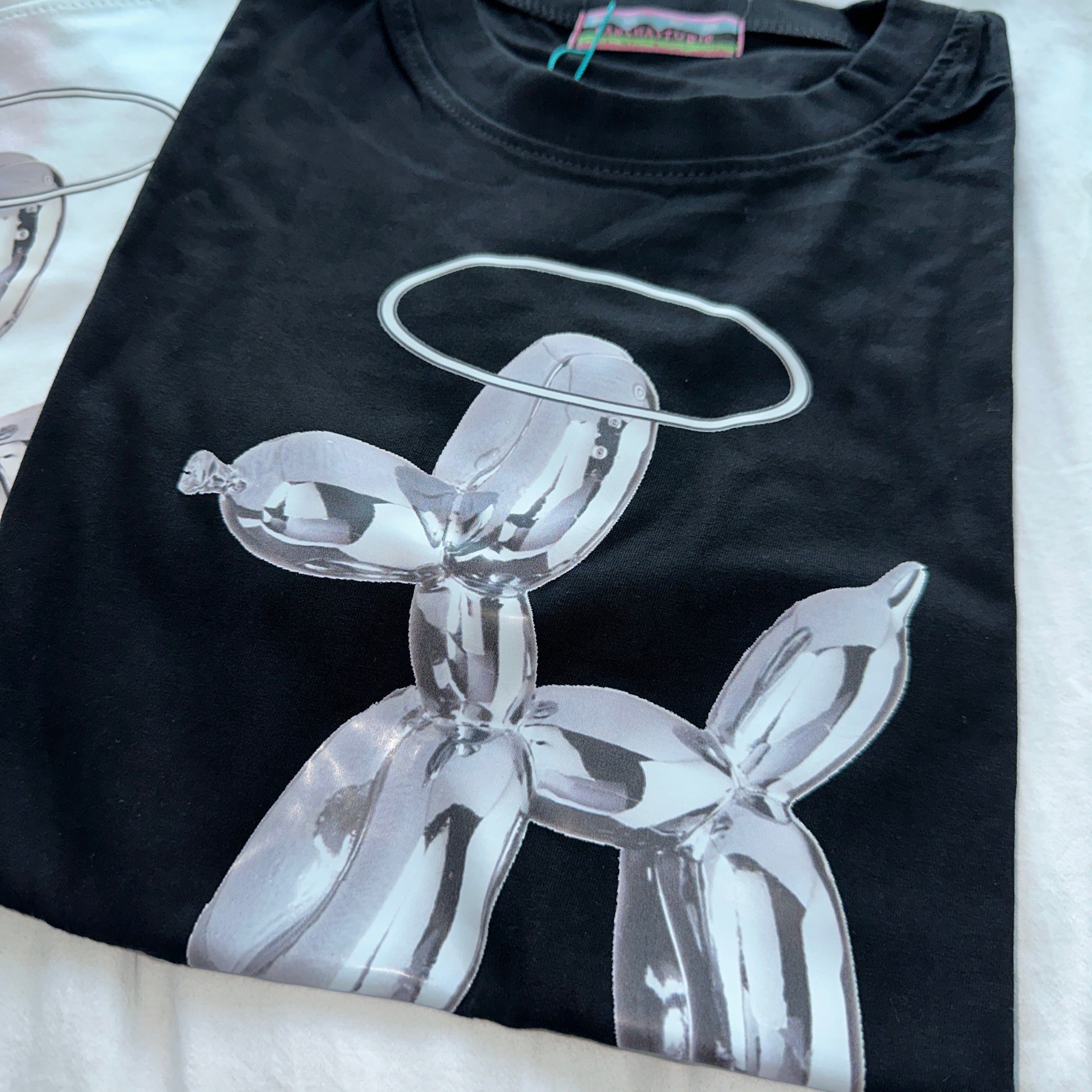 #T093 - Silvery Balloon Dog Crop Tee