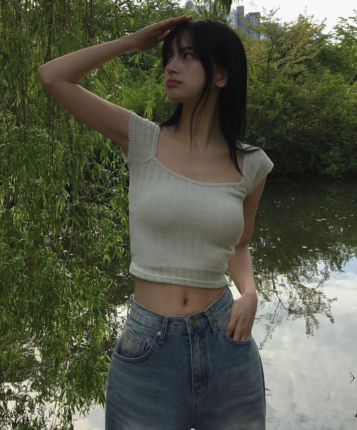 【方領氣質upupup!!!】Squared Neck Baby Crop Top