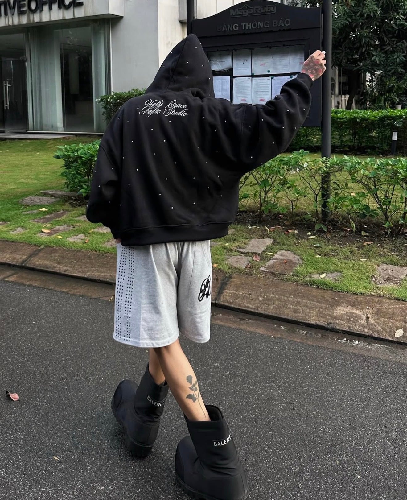 【🇻🇳越南連線】 Hoodie King美式短版衛衣