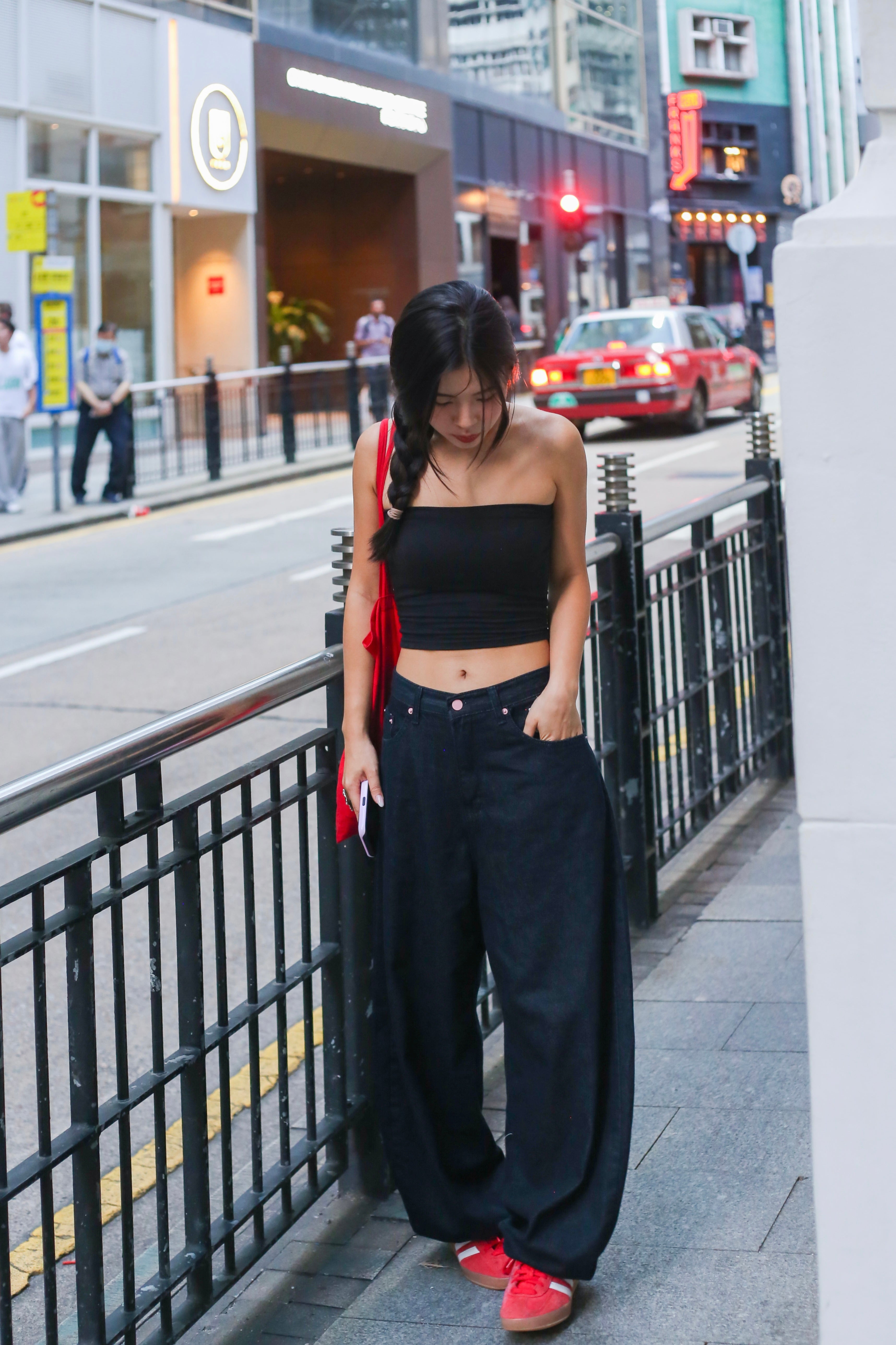 【大熱刺繡彎刀牛仔褲】Hakuna Matata Barrel Jeans