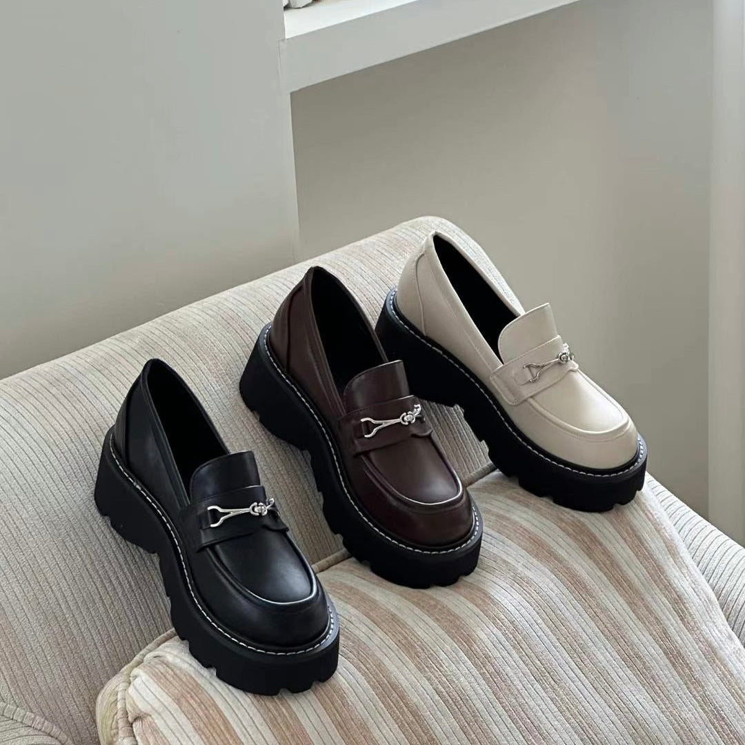 【小個子友好～增高5.2cm！】Sliver Buckle Solid Plain Loafers