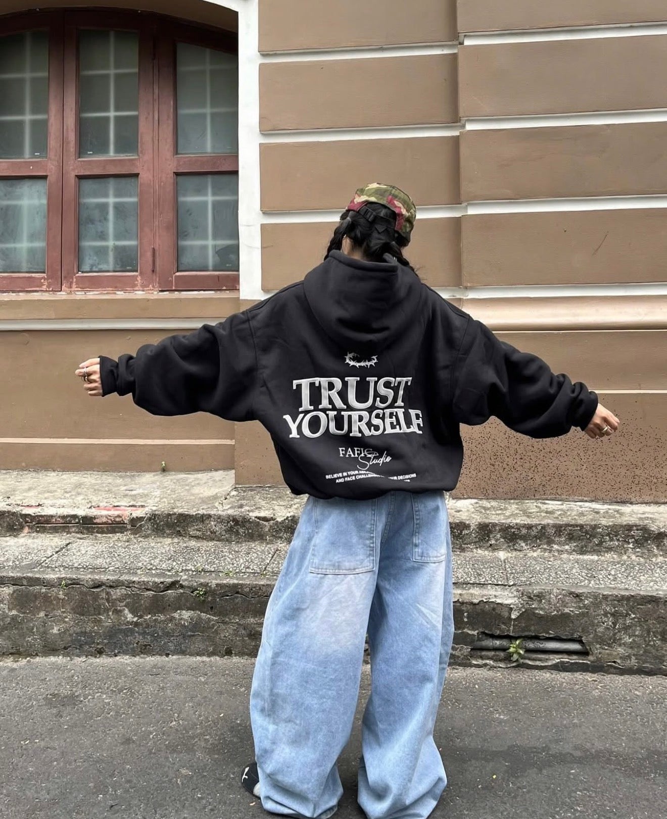 【🇻🇳越南連線】Trust Yourself 美式短版Hoodie