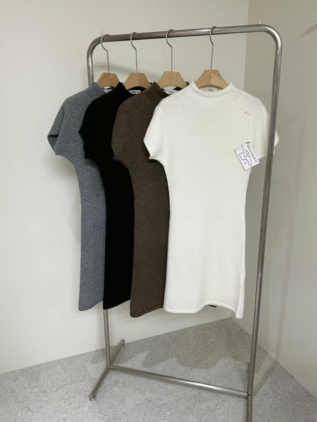 【42%羊毛｜無縫線設計】42% Wool Seamless Solid Knit Dress