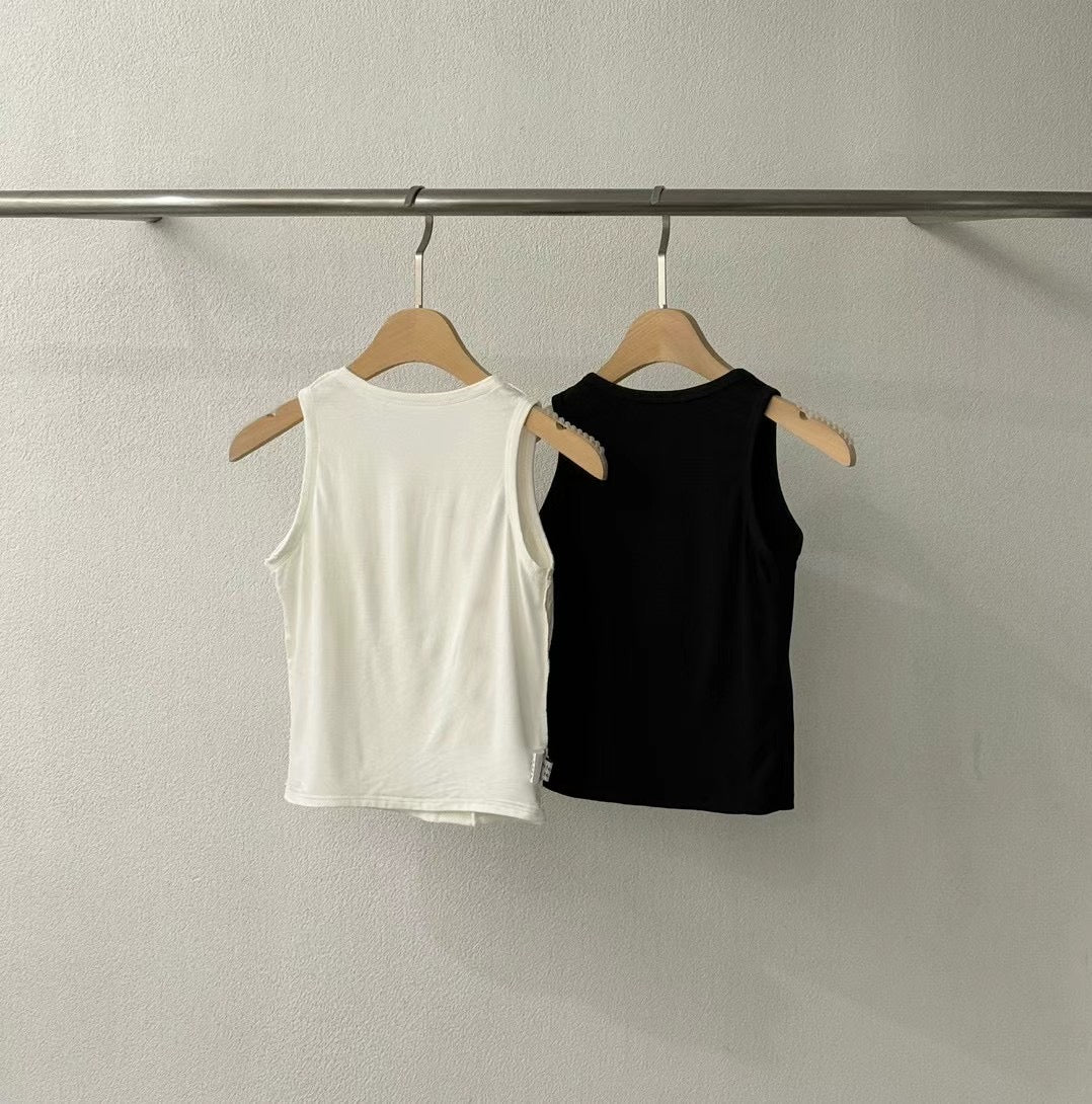 【✔️PAD｜鈕扣設計】Solid Button Padded Tank Top