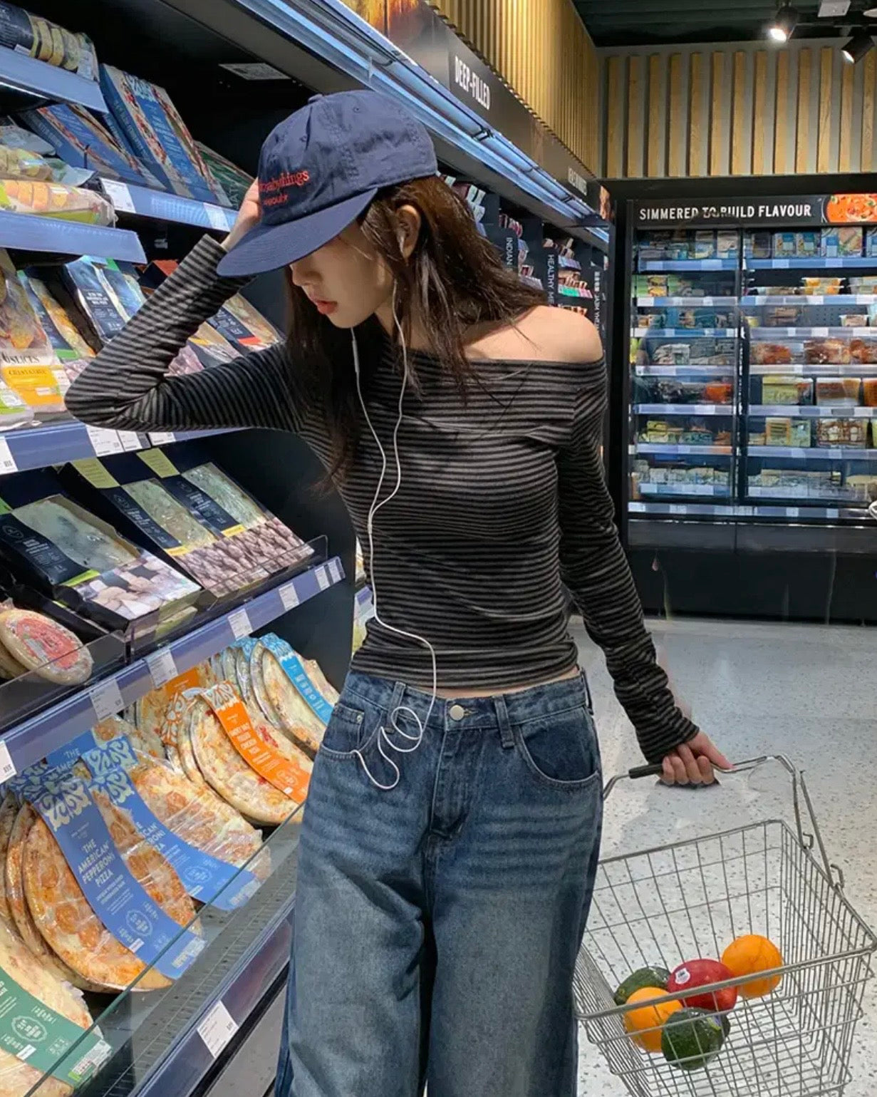 【衣櫃必備系列✨】Basic Striped Single Shoulder Top