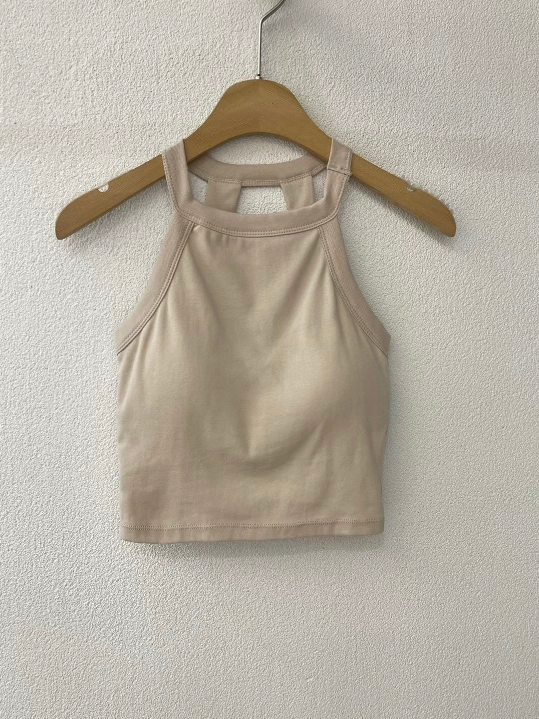 【✔️PAD｜特別露背設計】Tania Solid Backless Padded  top