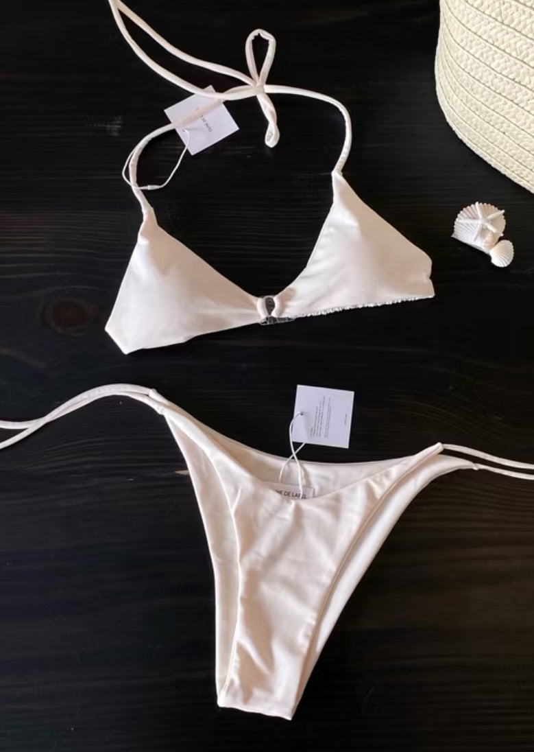 2-piece Eyelets Bikini(with pads)