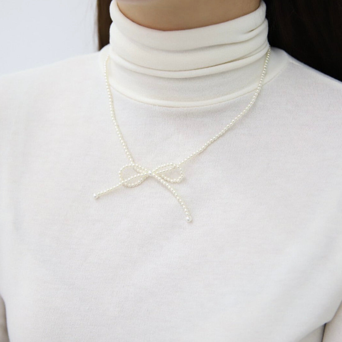 Pearl Single Ribbon Necklace