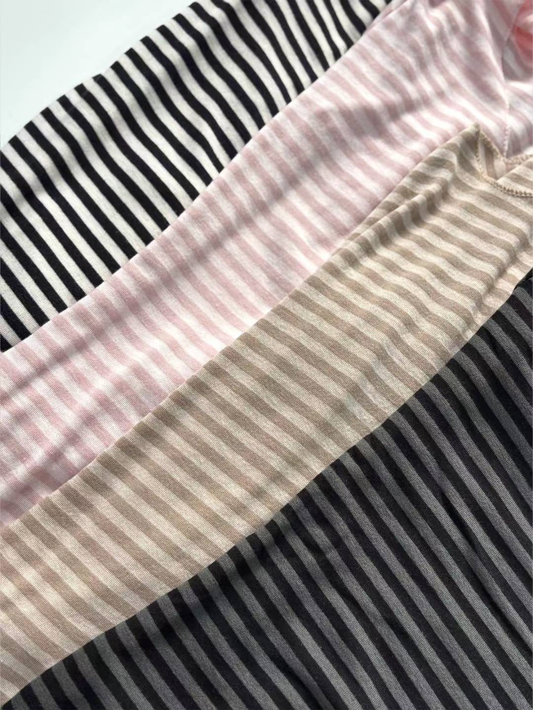 【歐美風V領橫間T｜$99系列】V Neck Striped T Shirt