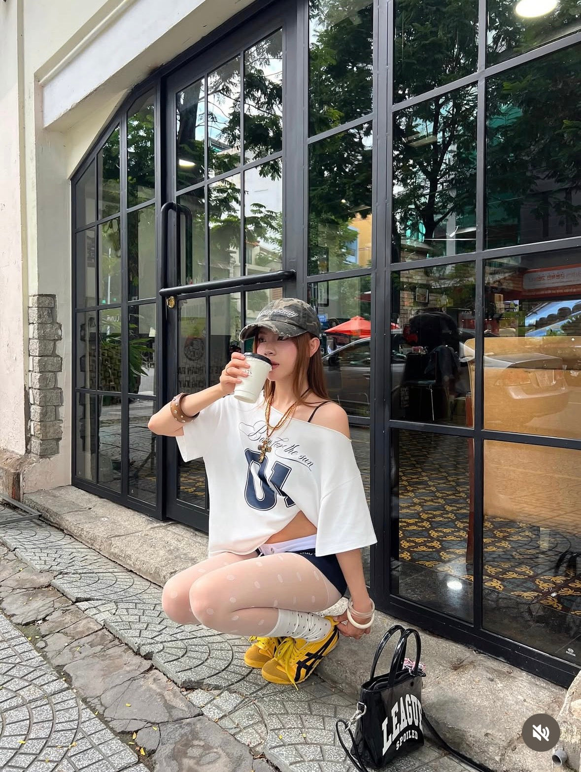 【🇻🇳越南連線】Born For The Sun Off Shoulder Top