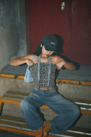 【人氣鉚釘彎刀牛仔褲】Viral Rivet Barrel Jeans