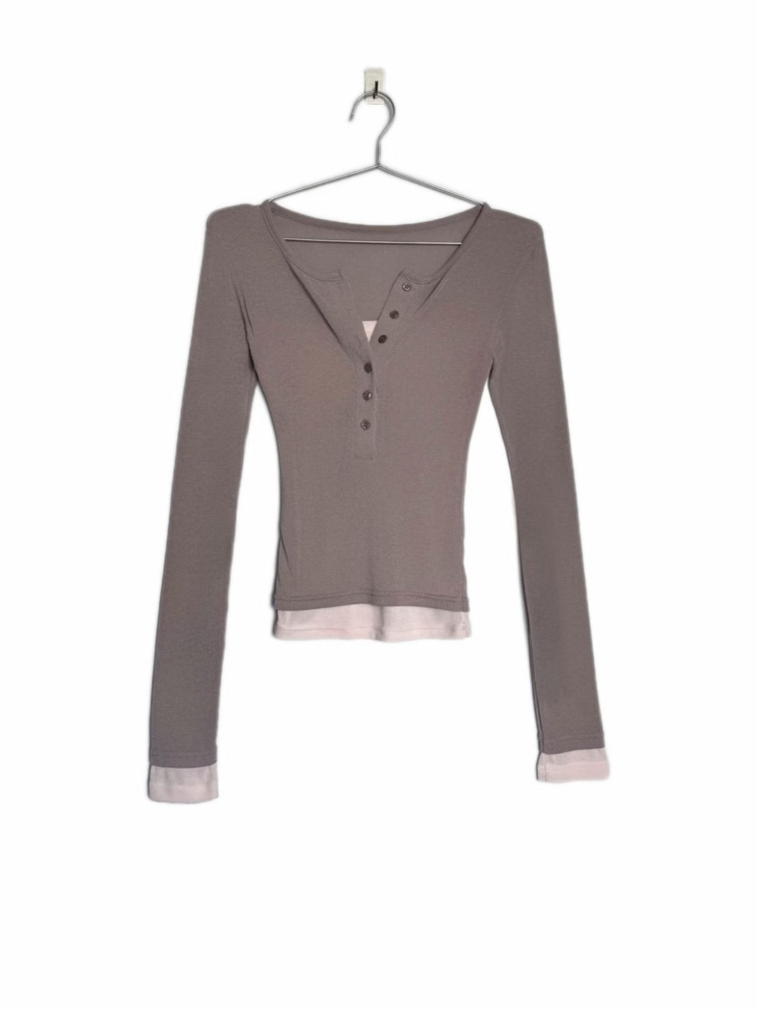 【假兩件長䄂Top🎶】Double Layered Button Front Long Sleeve Top