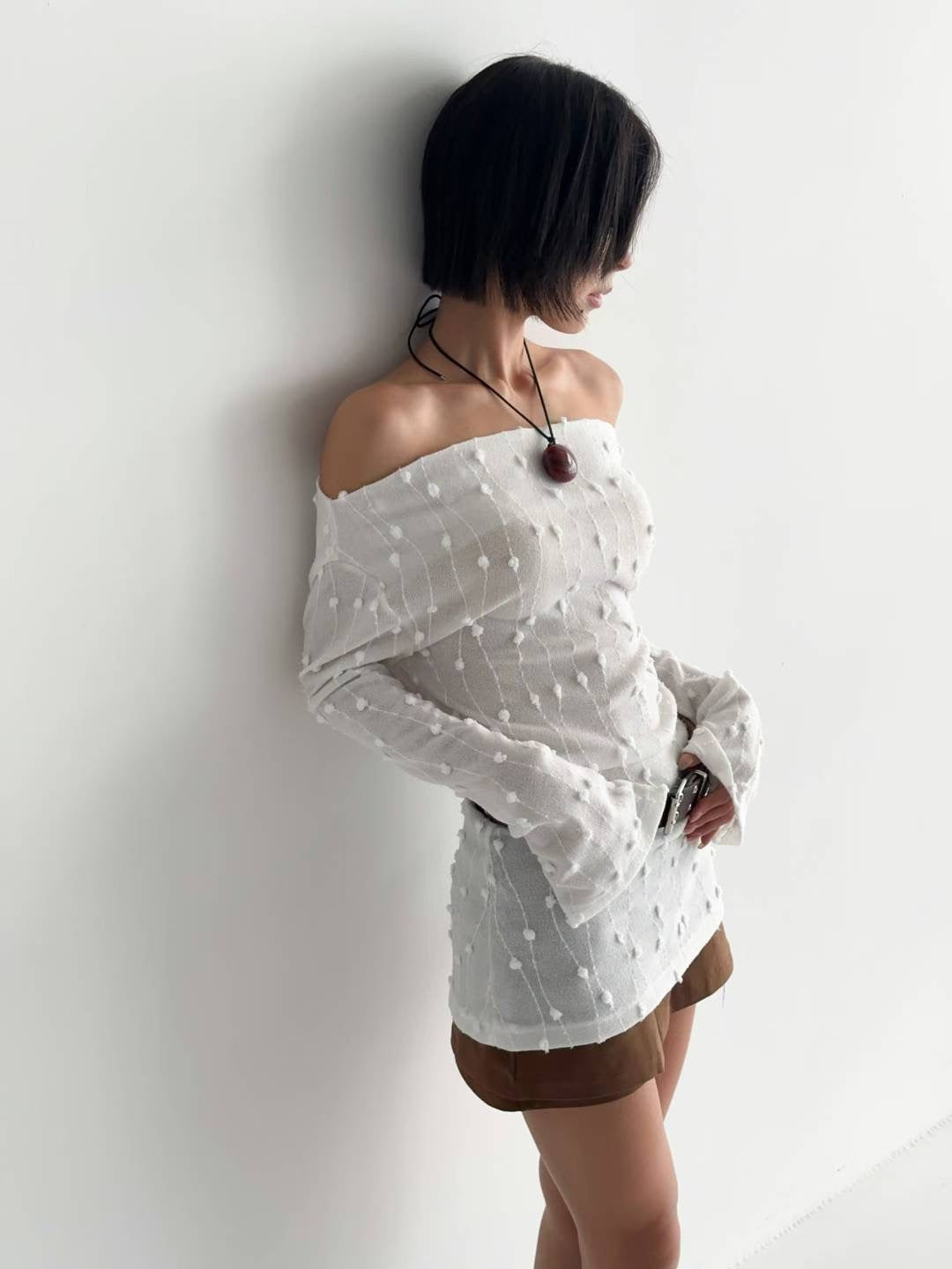 【粒粒薄長袖top👀】Solid Textured Off Shoulder Top
