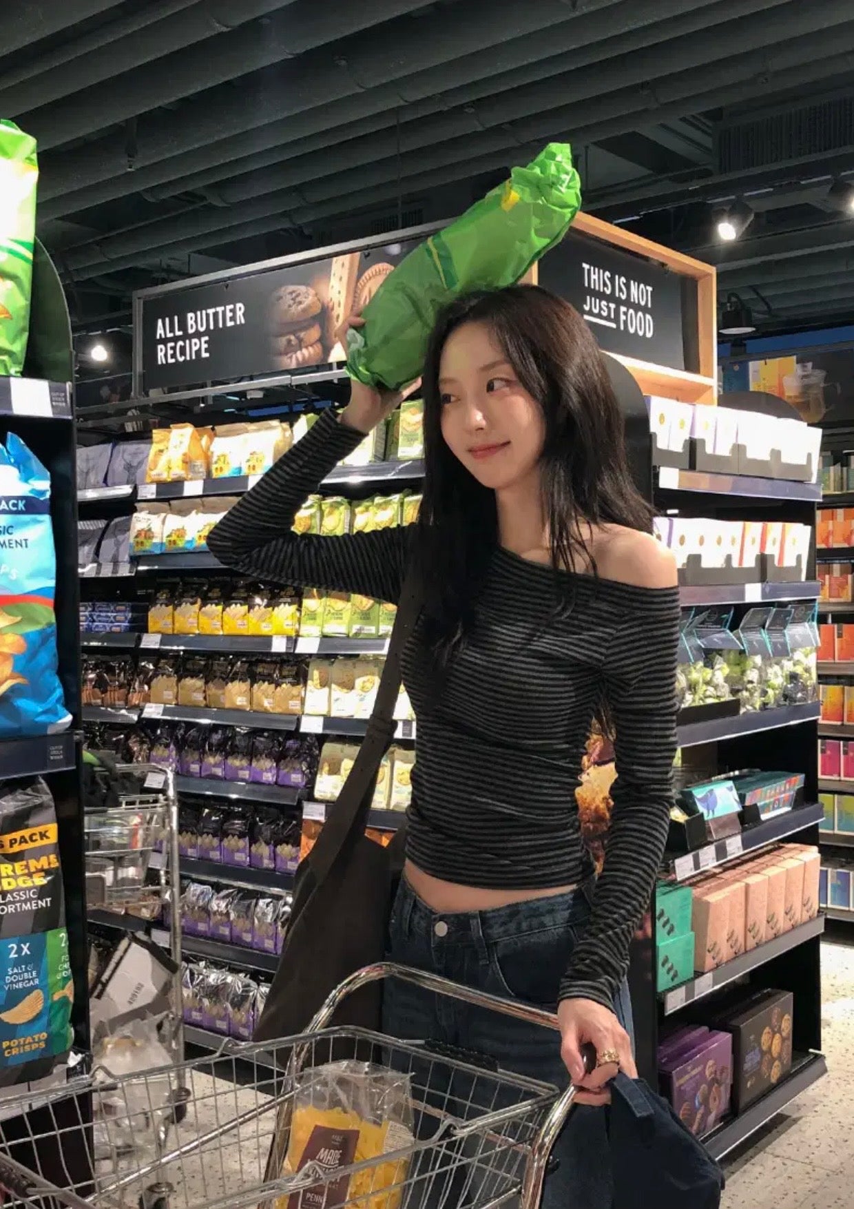 【衣櫃必備系列✨】Basic Striped Single Shoulder Top