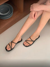 【軟腍腍鞋底☁️超舒服！】Basic Solid Cross Slippers