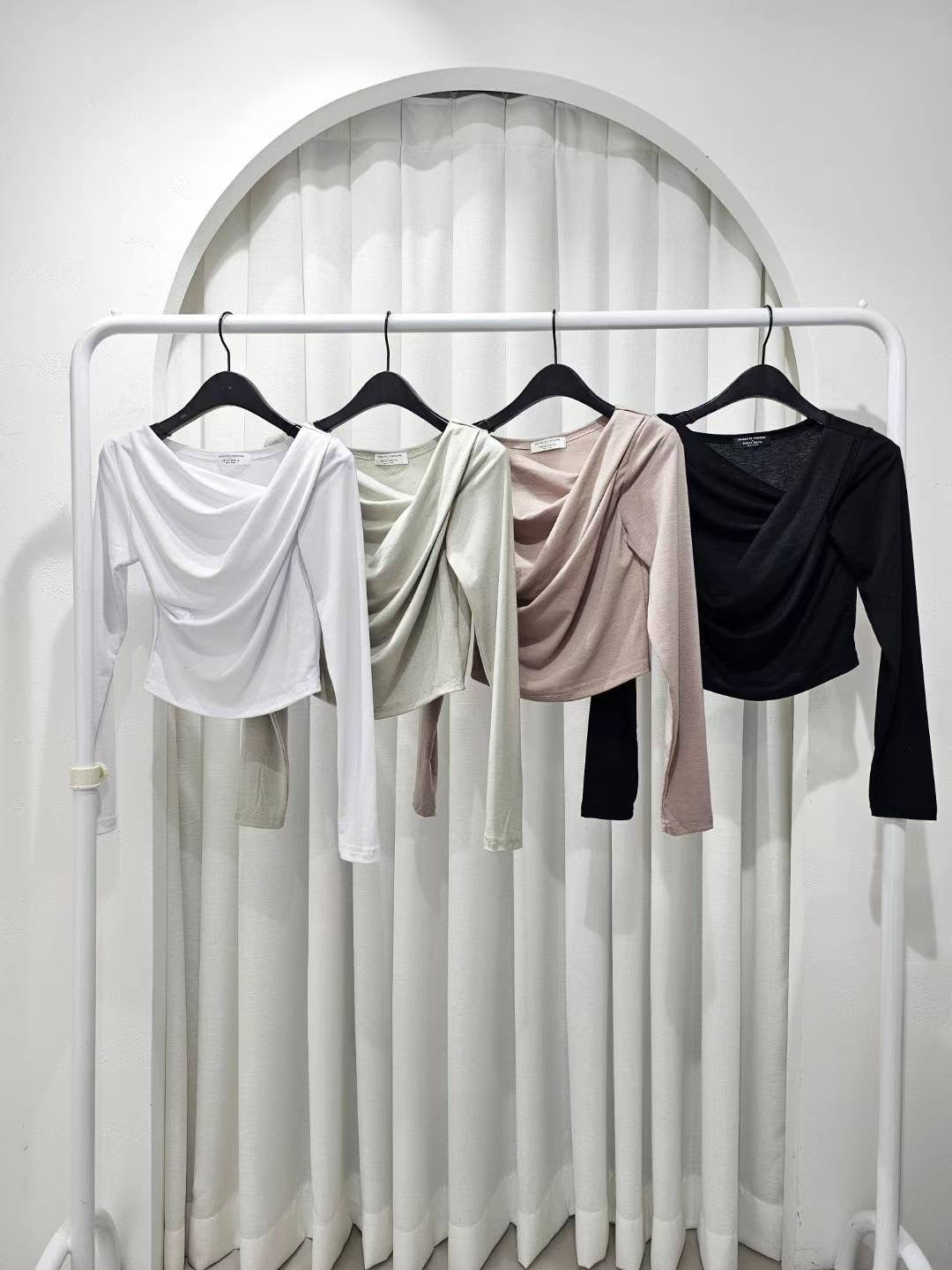 【$99系列｜ Office必入款～】Basic Solid Single Shoulder Long Sleeve Top