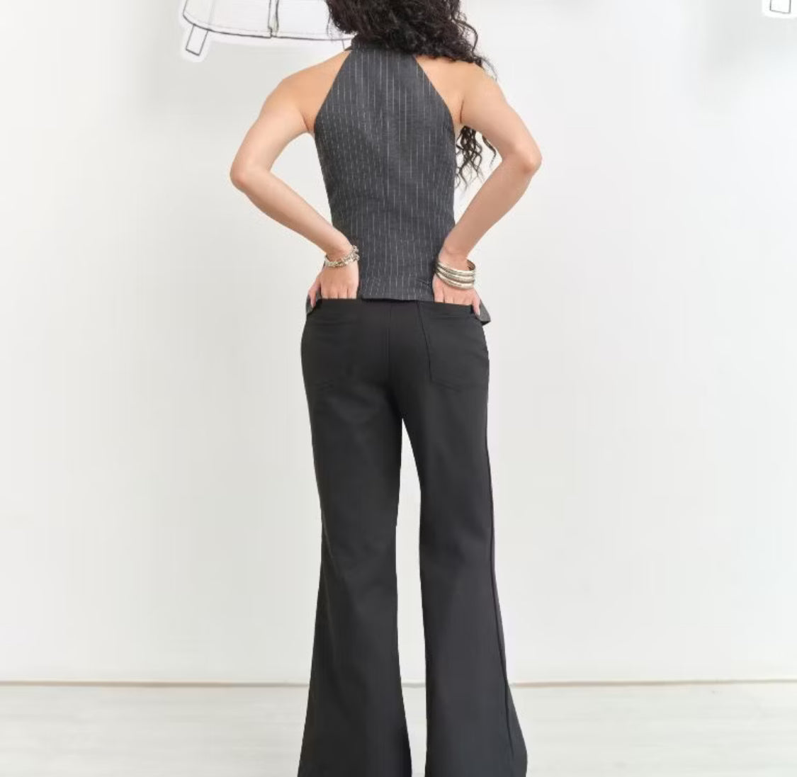 Neo-chinese Buckled Halter Top