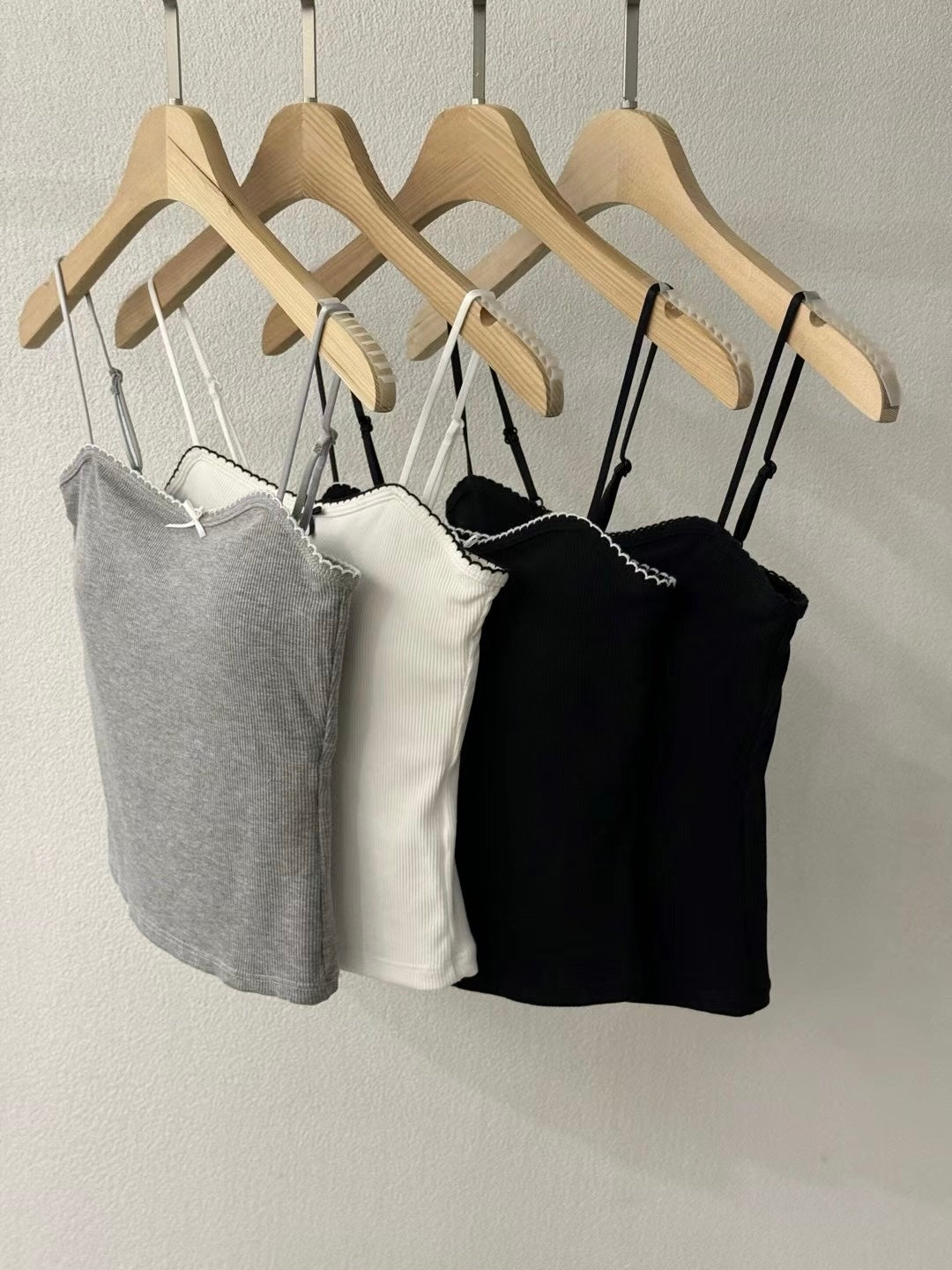 【✔️PAD｜小蝴蝶結設計】Lil Ribbon Solid Padded Bra Top