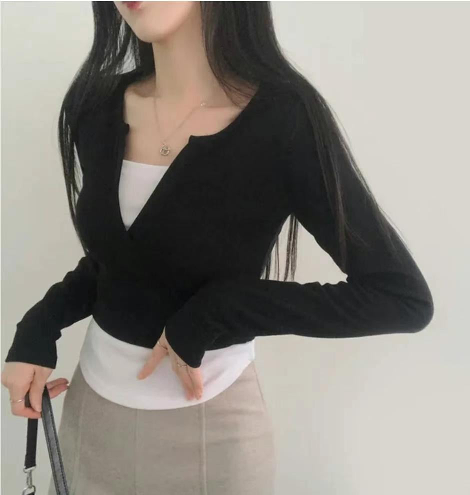 【假兩件長袖Crop Top】 Layered Long Sleeve Crop Top