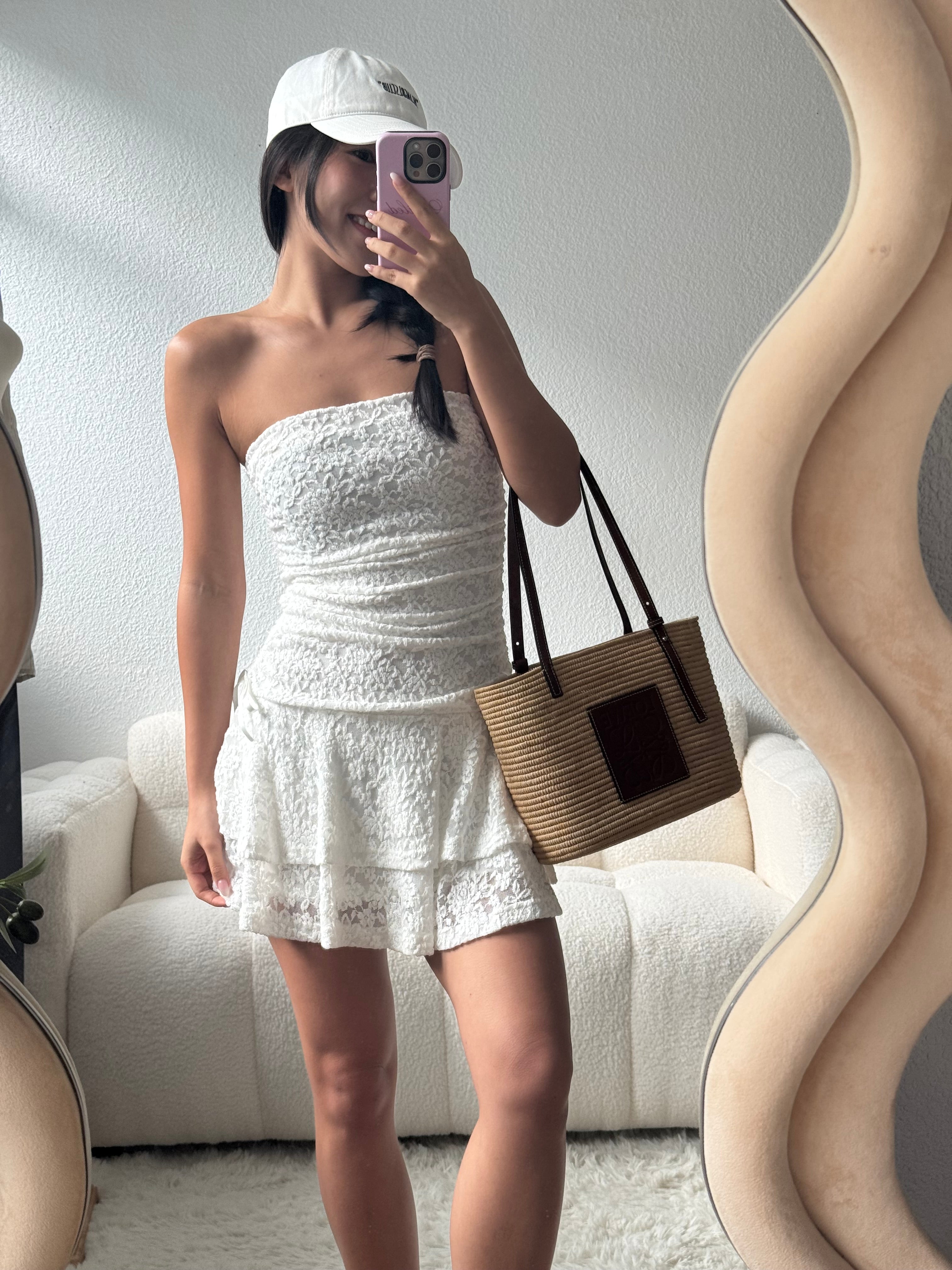 【歐美風平口繡花短裙】Solid Lace Tube Top Dress
