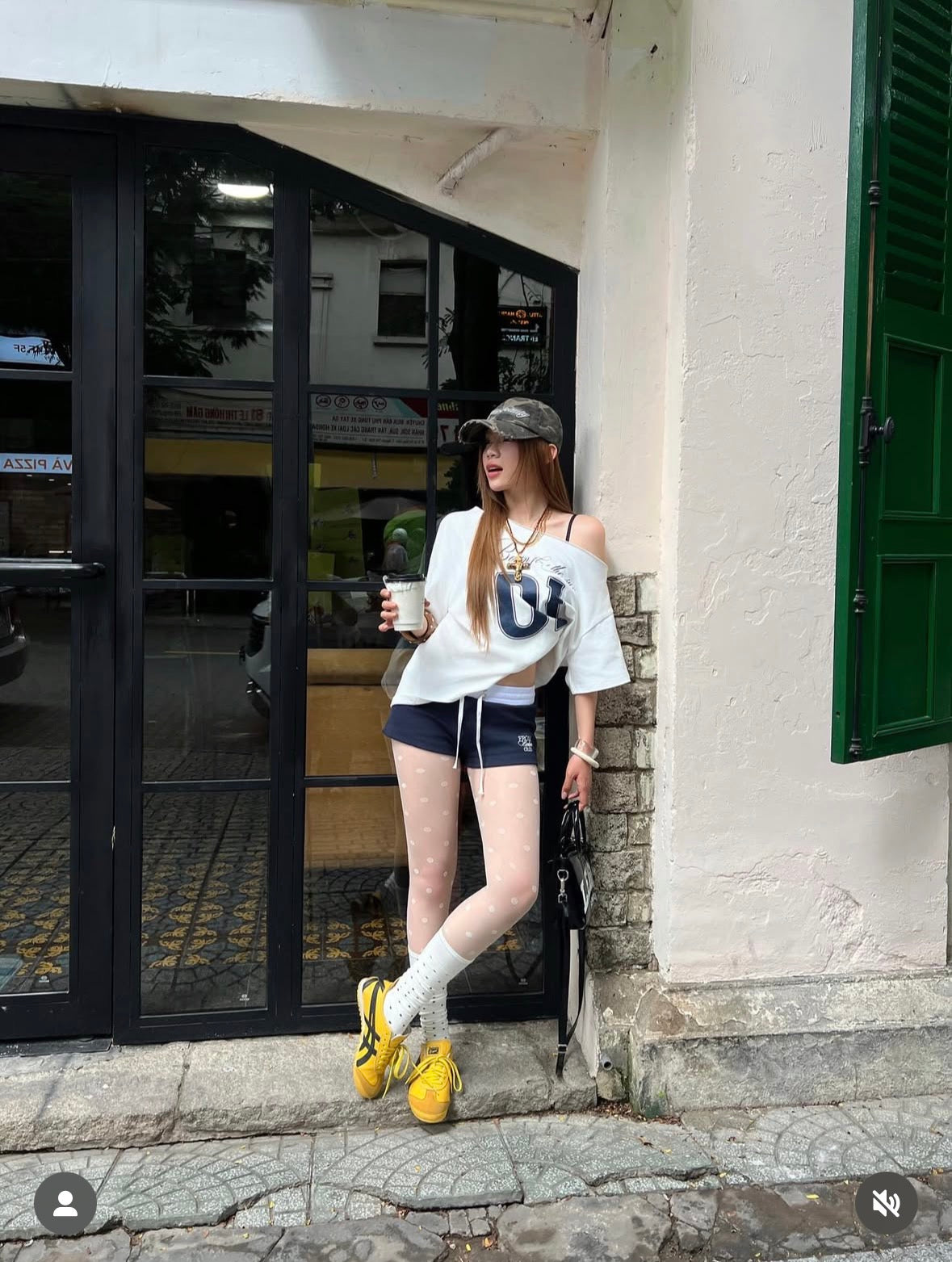【🇻🇳越南連線】Born For The Sun Off Shoulder Top