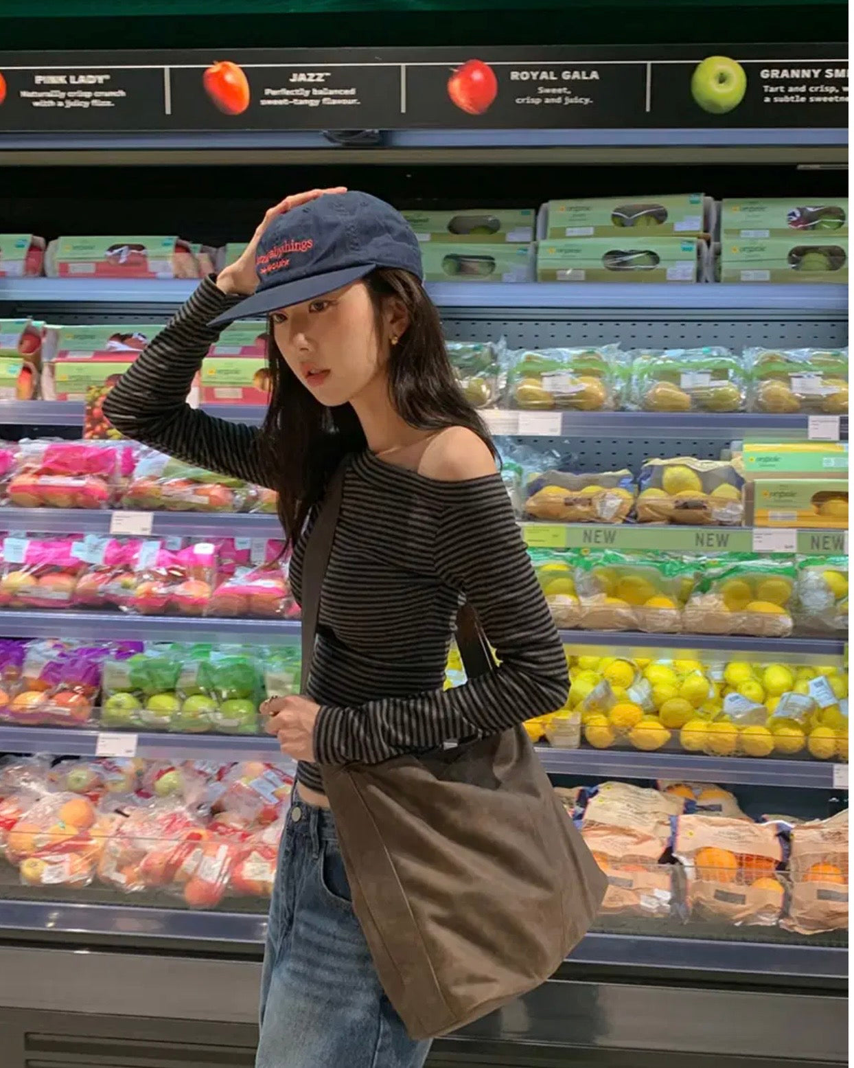 【衣櫃必備系列✨】Basic Striped Single Shoulder Top