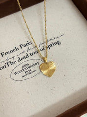 鈦鋼材質！Heart Charms Necklace