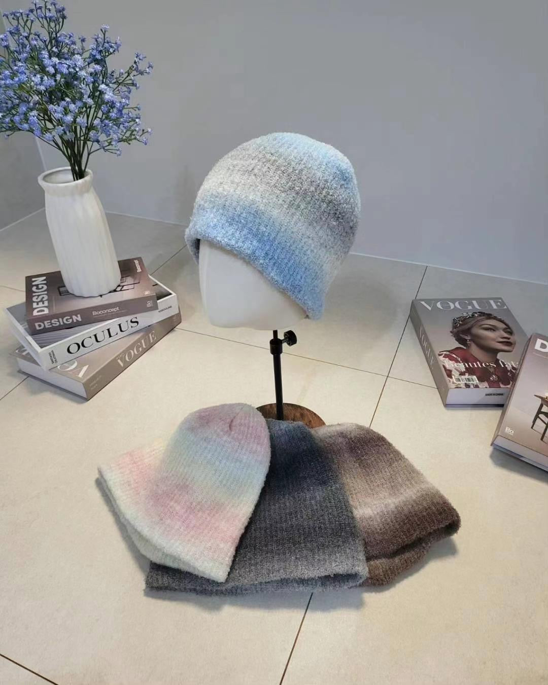 【大熱漸變色冷帽！】Elfie Striped Beanie