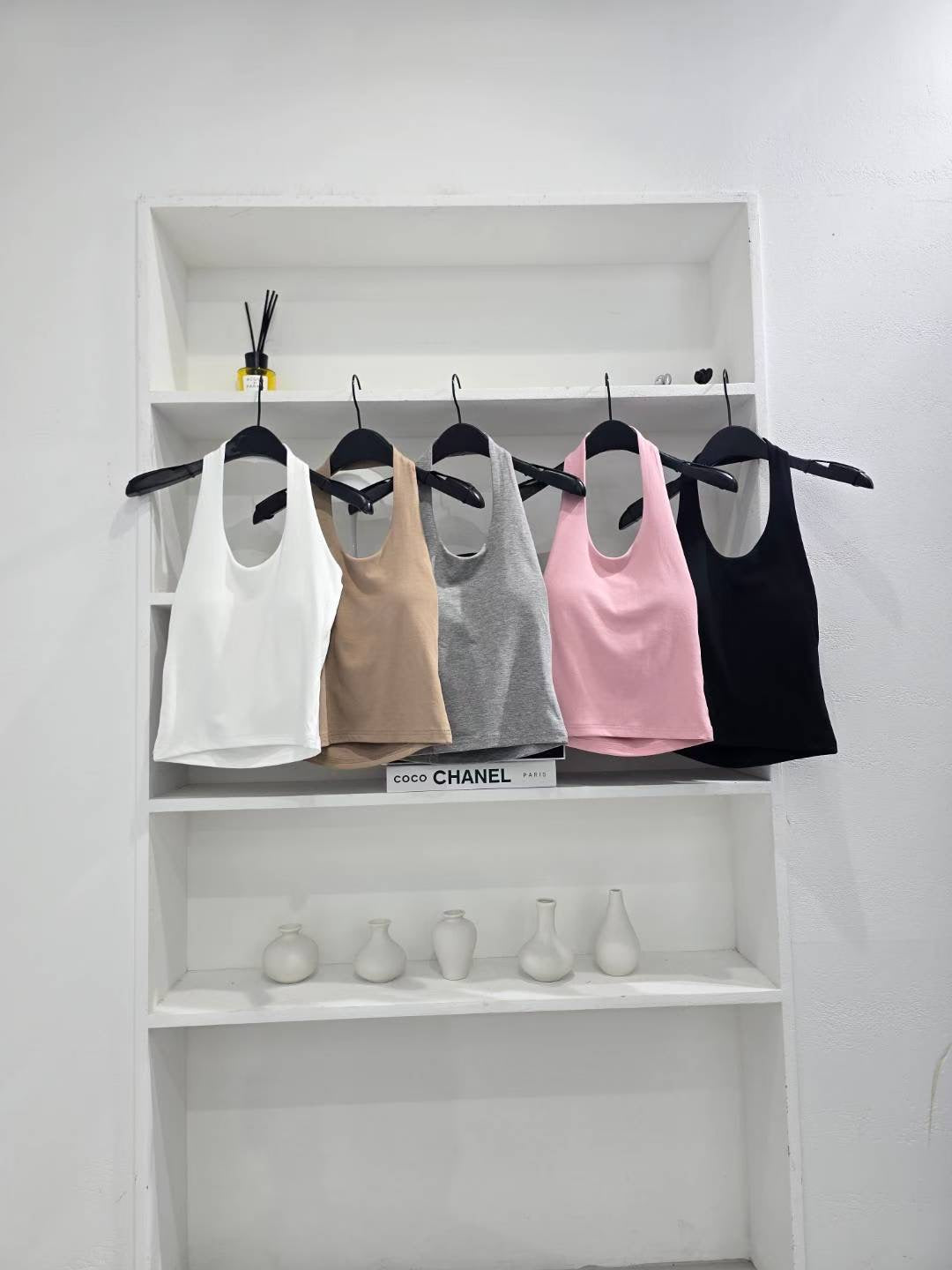 【✔️PAD｜$99超抵價！】Basic Solid Halter Padded Top