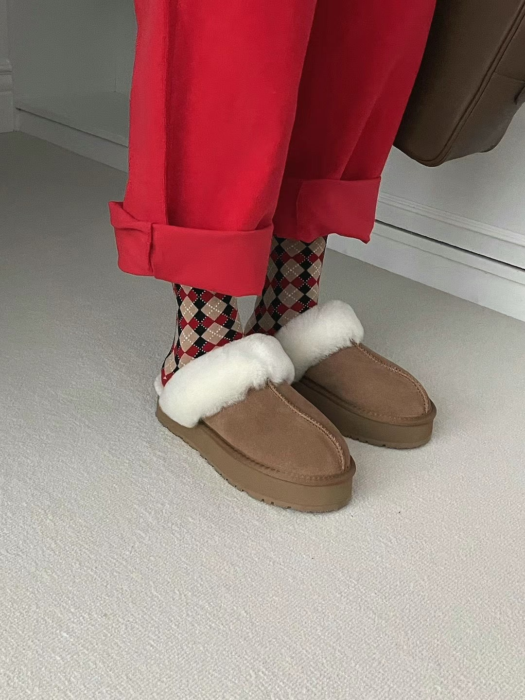 【真牛皮 真羊毛🦙】Fluffy Platform Leather Slippers