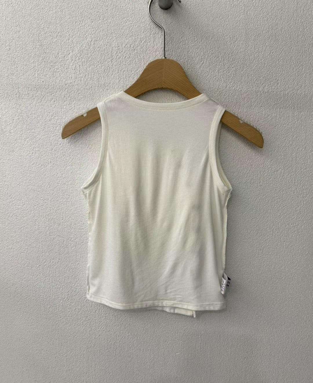 【✔️PAD｜鈕扣設計】Solid Button Padded Tank Top