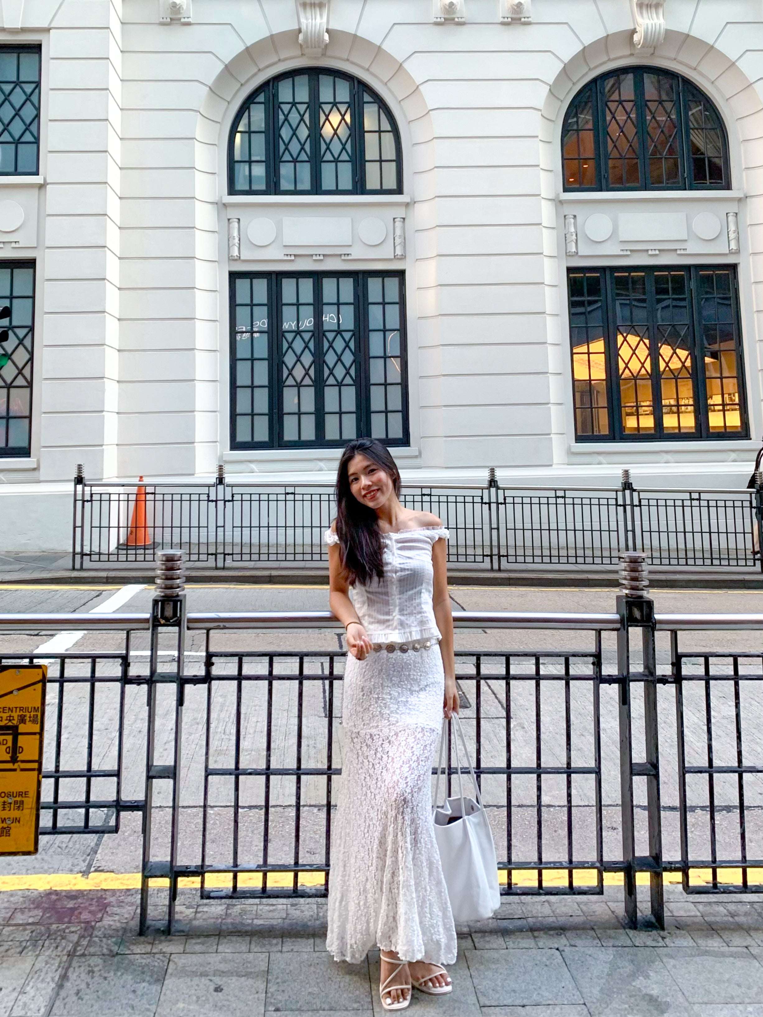 【Ballet Core必備! Lace質感Max】Basic Solid Button Front  Lace Off Shoulder Top