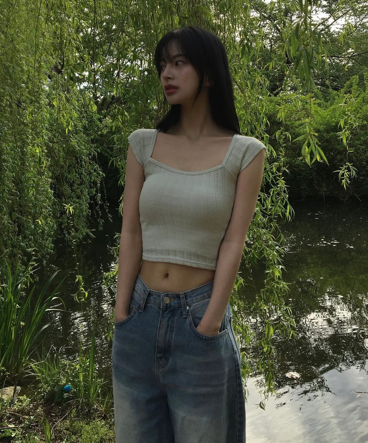 【方領氣質upupup!!!】Squared Neck Baby Crop Top