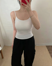 【✔️PAD｜小露背設計】Basic Solid Backless Padded  top