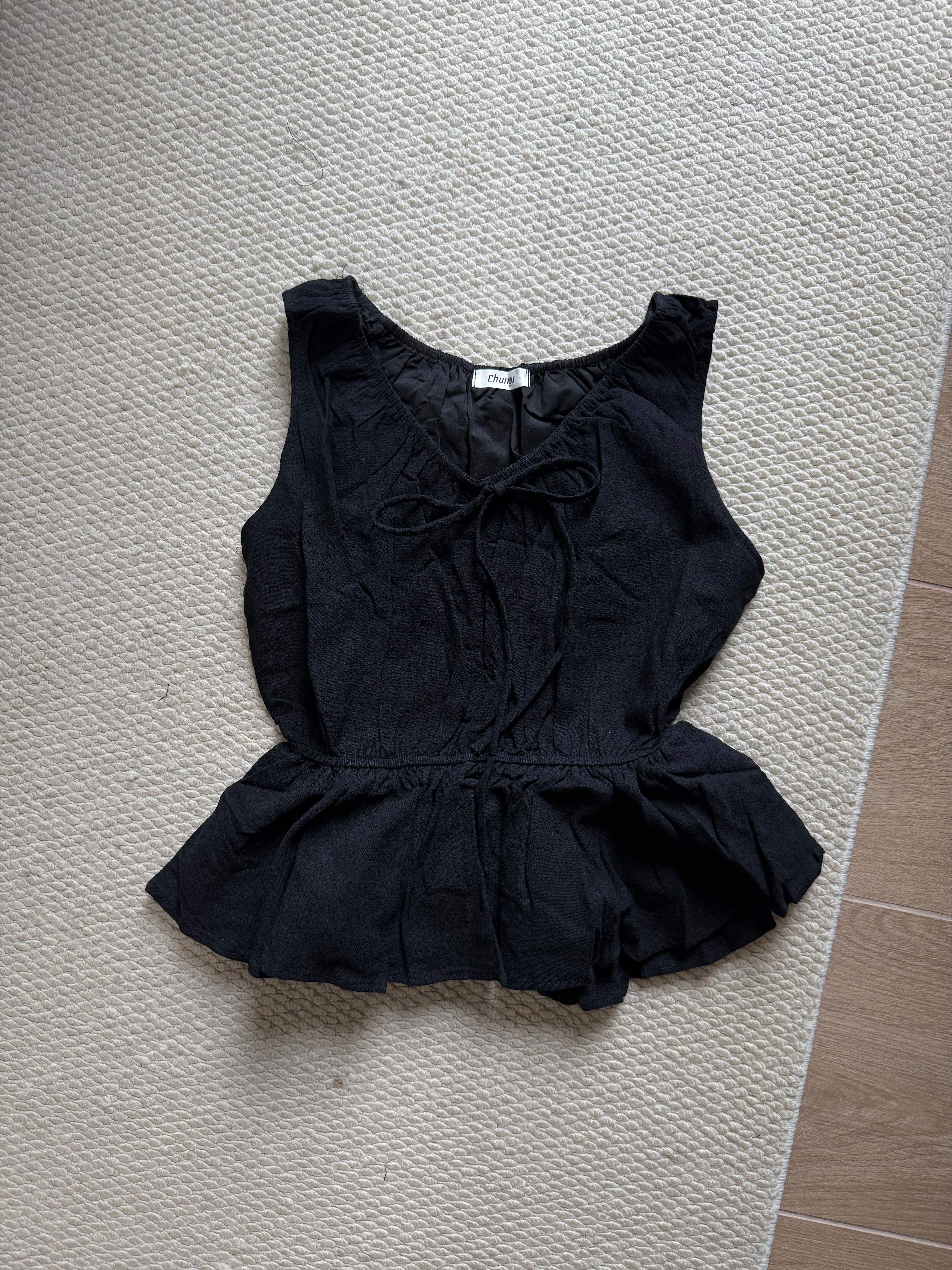 Parisian Ruffle-Hem Sleeveless Top