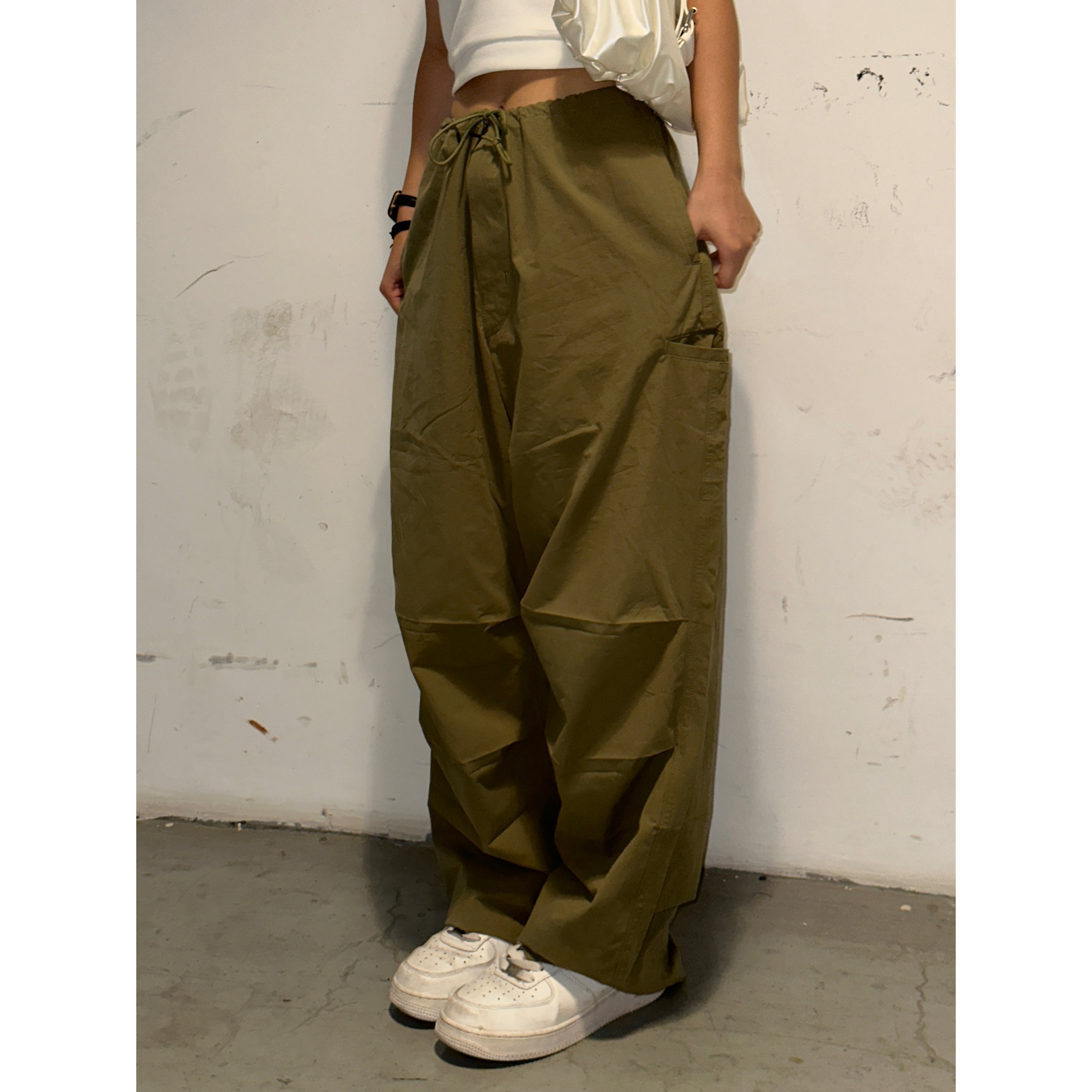 Ulla Solid Ballon Pants