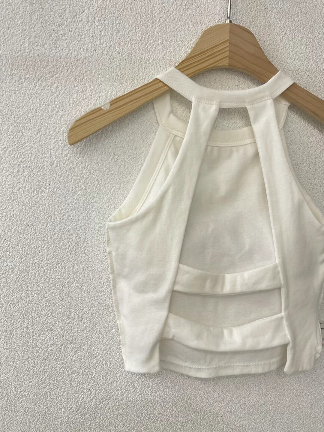 【✔️PAD｜特別露背設計】Tania Solid Backless Padded  top