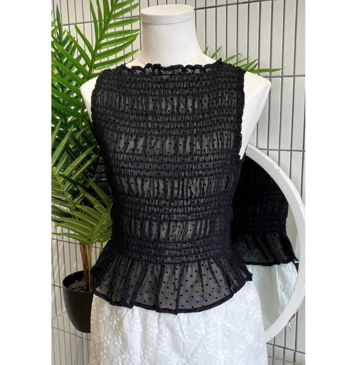 【🇻🇳越南連線】Dotty See-Through Boat Neck Crop Top