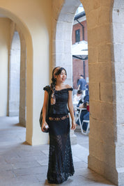 【Ballet Core必備! Lace質感Max】Basic Solid Button Front  Lace Off Shoulder Top