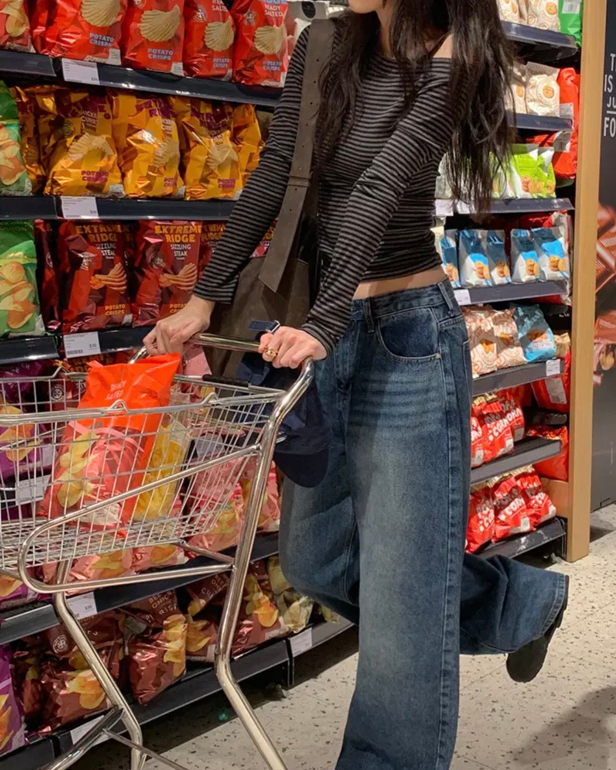 【衣櫃必備系列✨】Basic Striped Single Shoulder Top