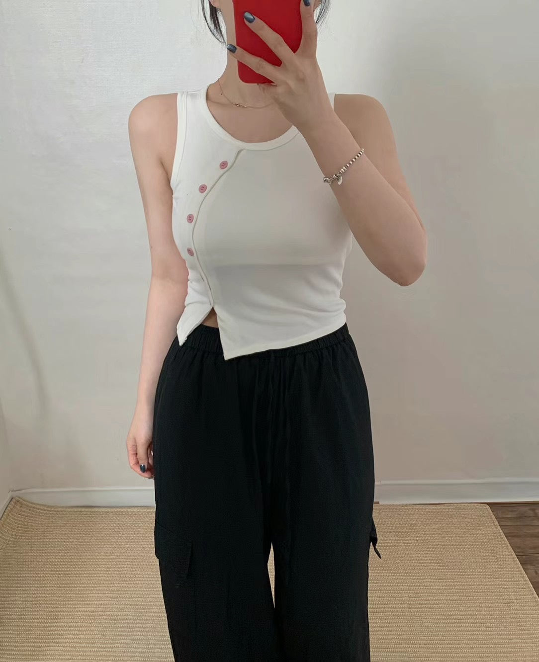 【✔️PAD｜鈕扣設計】Solid Button Padded Tank Top
