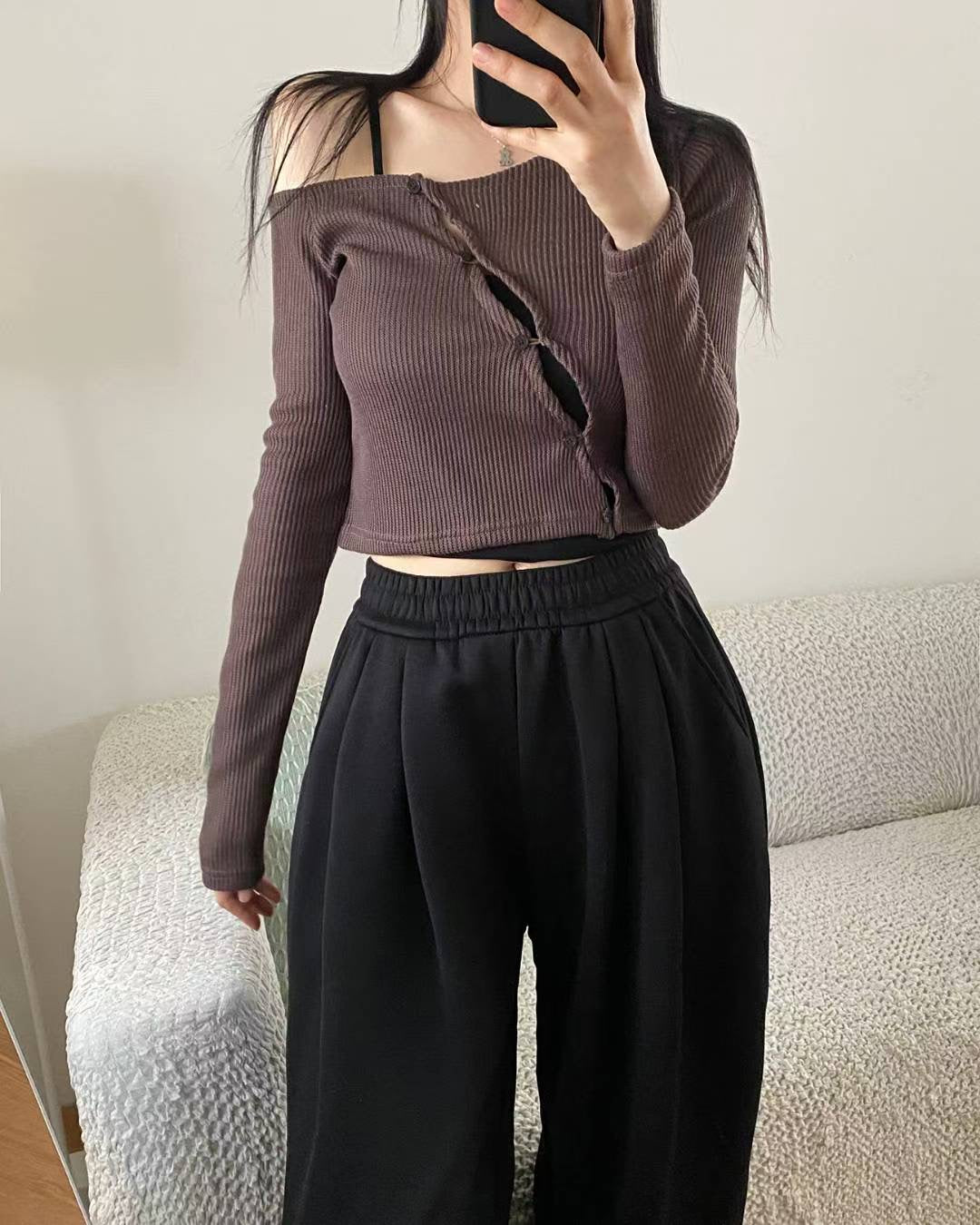 【單肩長袖Crop Top】 Sheri Unbalanced Long Sleeve Crop Top